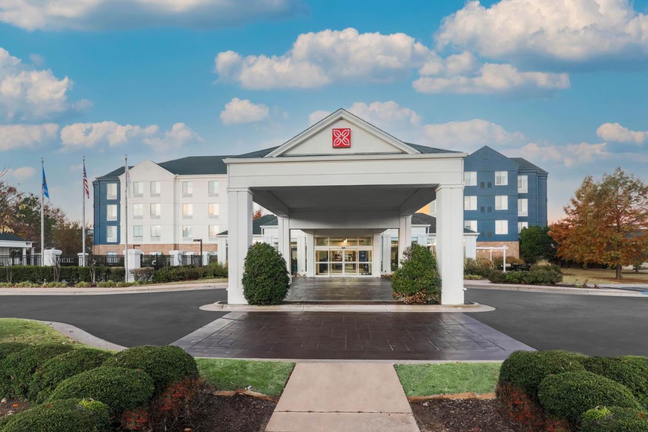 Hilton Garden Inn Tulsa South Exterior photo